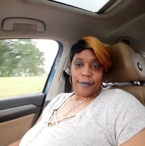 Meet your Posher, Gennetta